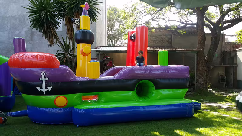 Renta del inflable Barco Pirata en CDMX