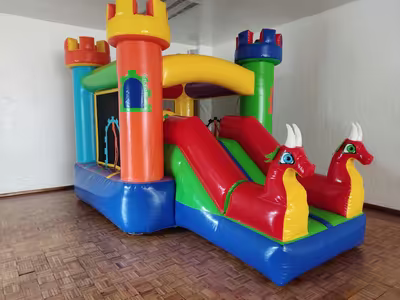 Brincolín Dragones Rojos en una fiesta infantil en CDMX