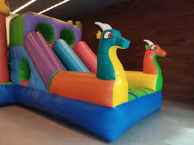 Kermés escolar con inflable en CDMX